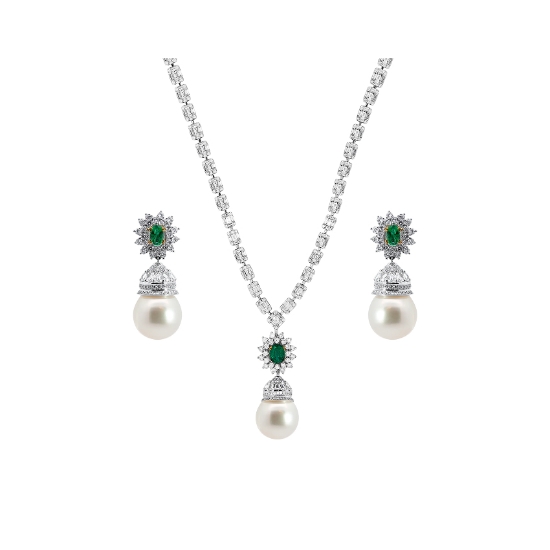 Picture of Elegant Gemstone Necklace (rental)