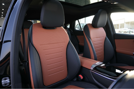 Picture of Mercedes GLC200