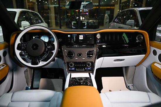 Picture of Rolls Royce Cullinan Mansory