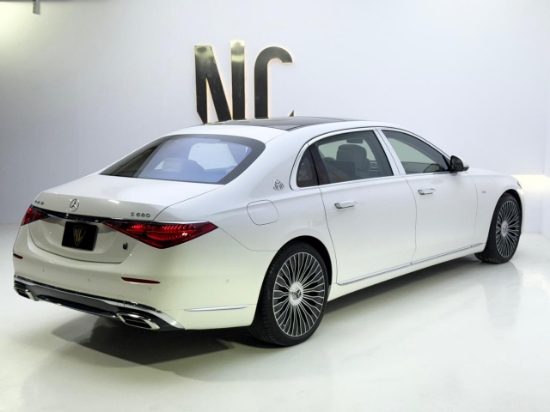 Picture of Mercedes MAYBACH