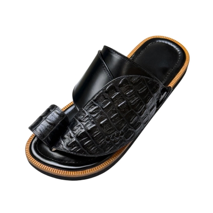 Picture of Saudi-made genuine leather shoe