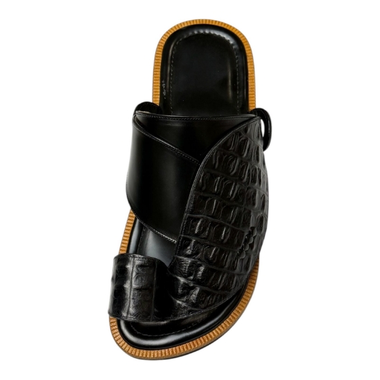 Picture of Saudi-made genuine leather shoe