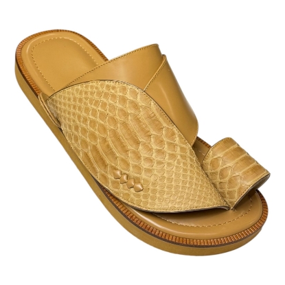 Picture of Saudi-made genuine leather shoe