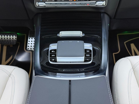 Picture of MERCEDES G500