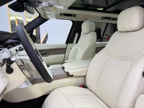 Picture of RANGE ROVER HSE-P400