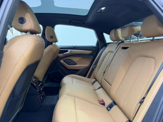 Picture of AUDI A6