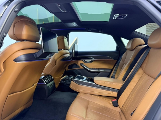 Picture of AUDI A8L 55 TFSI
