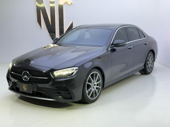 Picture of MERCEDES E200