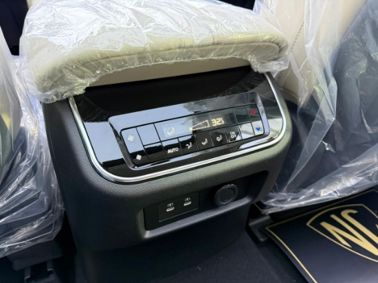 Picture of NISSAN PATROL SE