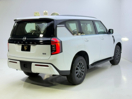 Picture of NISSAN PATROL SE