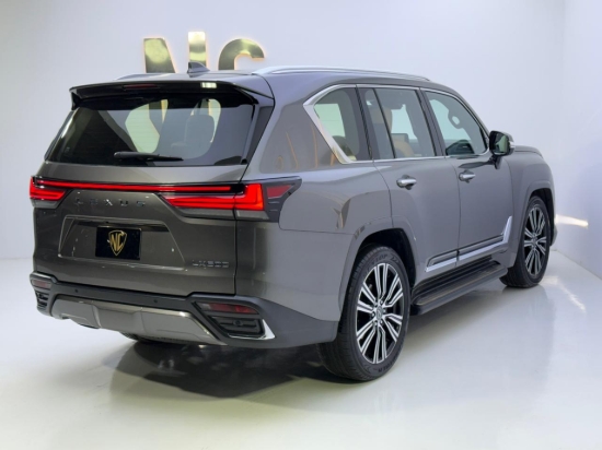 Picture of LEXUS LX600