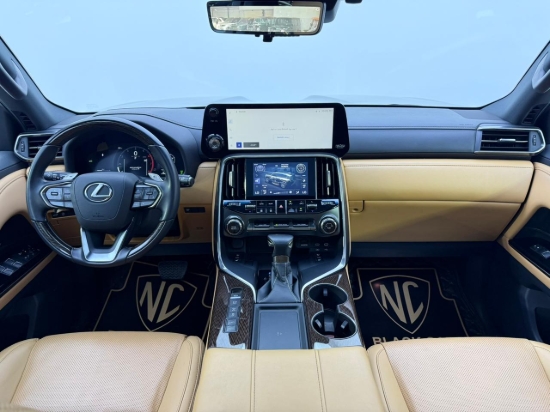 Picture of LEXUS LX600