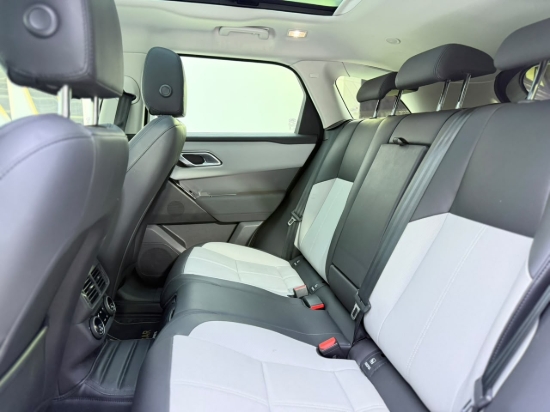 Picture of RANGE ROVER VELAR