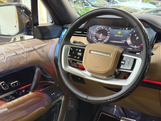 Picture of RANGE ROVER  AUTOBIOGRAPHY P530