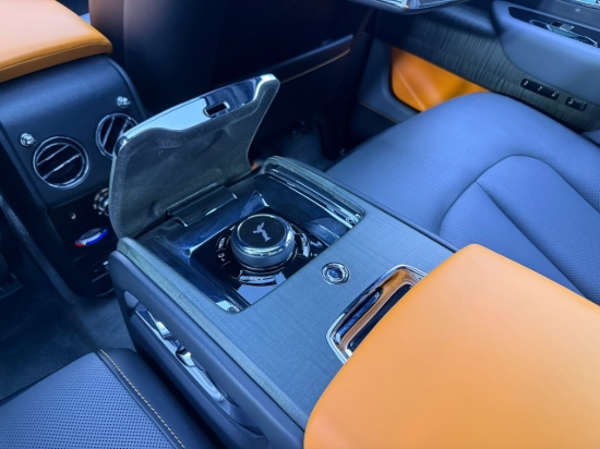 Picture of ROLLS ROYCE CULLINAN