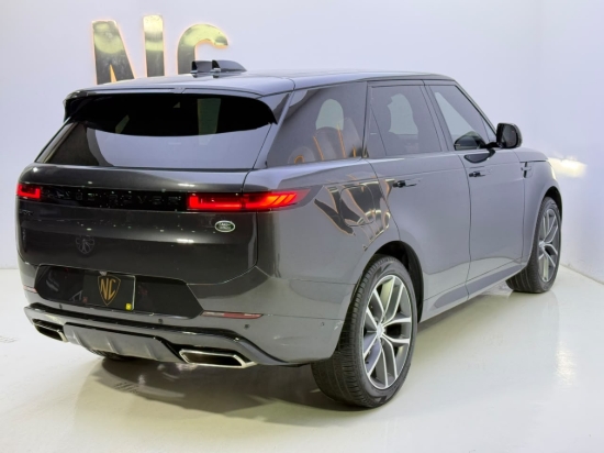 Picture of RANGE ROVER  DYNAMIC SE P400