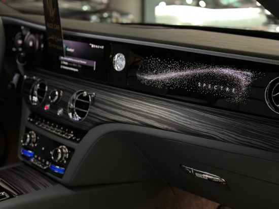 Picture of ROLLS ROYCE SPECTRE