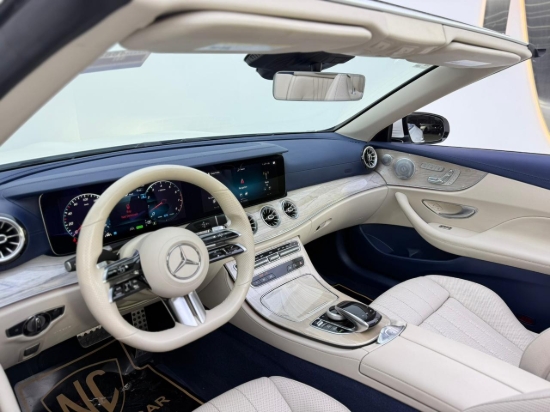 Picture of MERCEDES E450