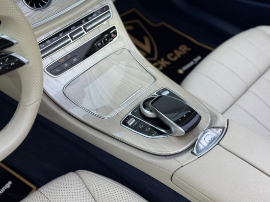Picture of MERCEDES E450