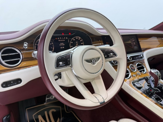 Picture of BENTLEY GT
