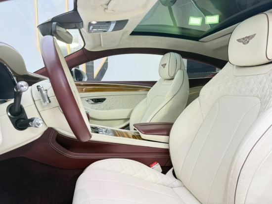 Picture of BENTLEY GT