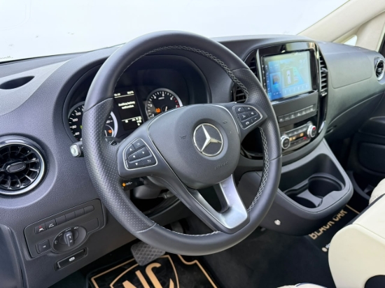 Picture of MERCEDES V12 MAYBACH