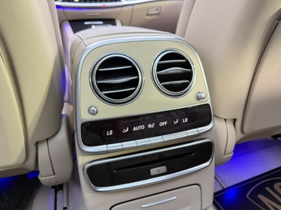 Picture of MERCEDES S560