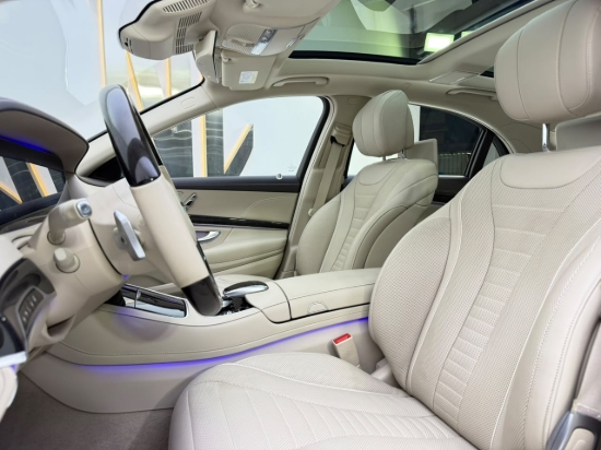 Picture of MERCEDES S560