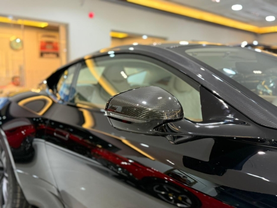Picture of ASTON MARTIN DB12
