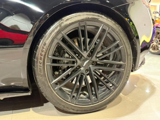 Picture of ASTON MARTIN DB12