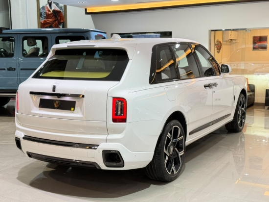 Picture of ROLLS ROYCE CULLINAN