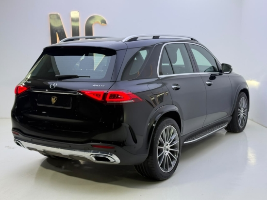 Picture of MERCEDES GLE450