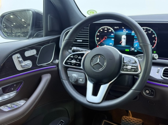Picture of MERCEDES GLE450