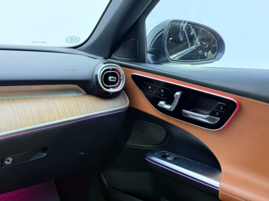 Picture of MERCEDES C300