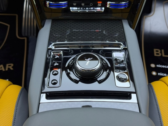 Picture of ROLLS ROYCE CULLINAN