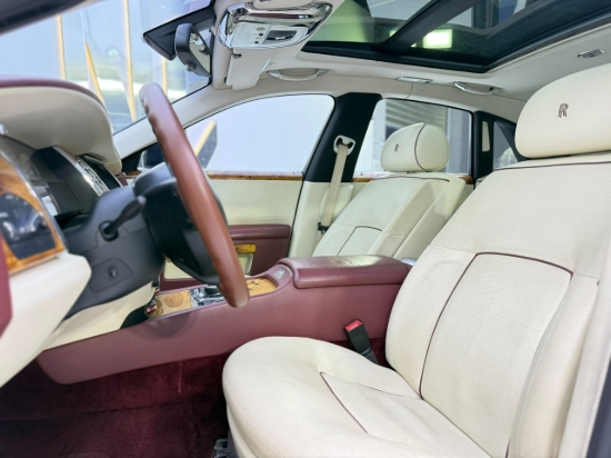 Picture of ROLLS ROYCE GHOST