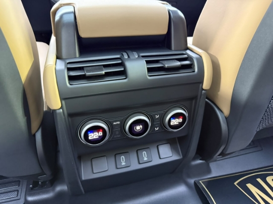 Picture of DEFENDER SE P300 X-Dynamic
