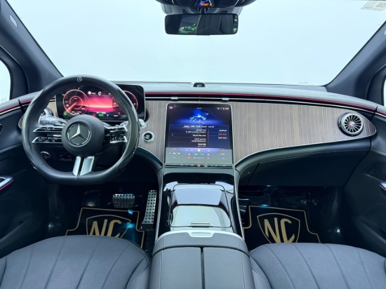 Picture of MERCEDES EQE 500