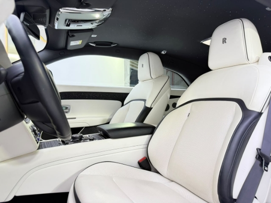 Picture of ROLLS ROYCE SPECTRE