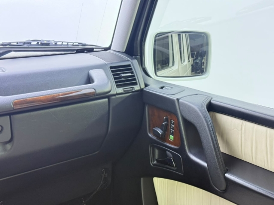 Picture of MERCEDES G590