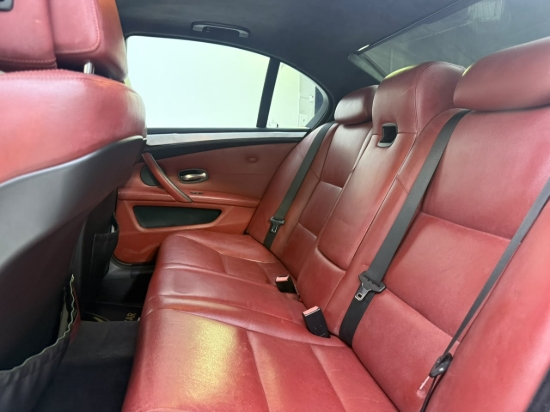 Picture of BMW M5