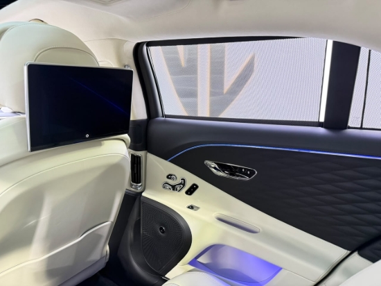 Picture of BENTLEY FLYING SPUR S
