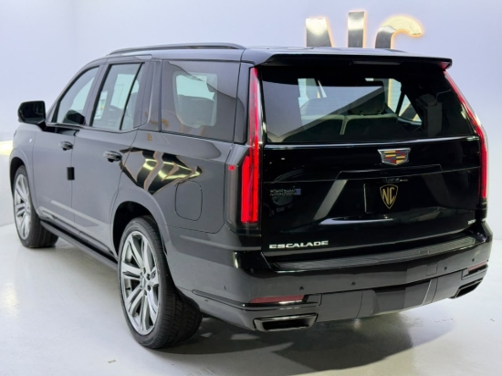 Picture of CADILLAC ESCALADE SPORT PLATINUM