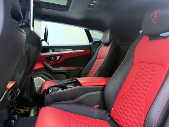 Picture of LAMBORGHINI URUS