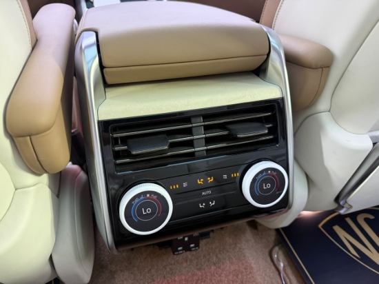 Picture of RANGE ROVER SV