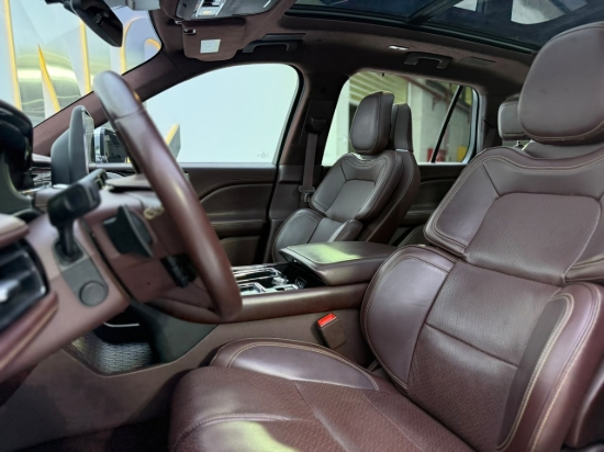 Picture of LINCOLN AVIATOR
