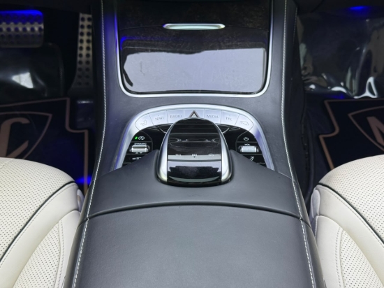 Picture of MERCEDES S560
