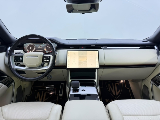 Picture of RANGE ROVER AUTOBIOGRAPHY P400