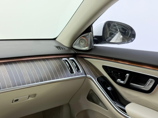 Picture of MERCEDES S680 (MAYBACH)