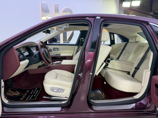 Picture of ROLLS ROYCE GHOST